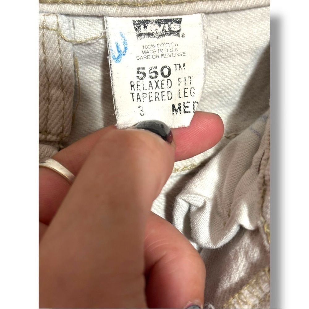 Levi's 550 White Relaxed Fit Bootleg High Waisted Classic Style Jeans - Picture 3 of 11